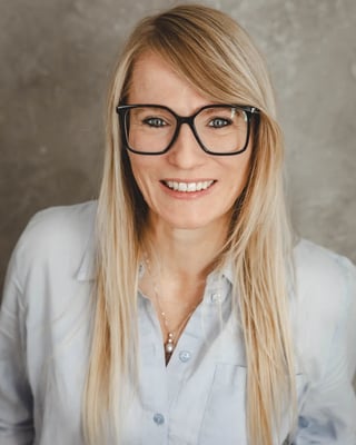 Kirsten Finke, Ansprechpartnerin für Strom- und Gasverträge in Dossenheim